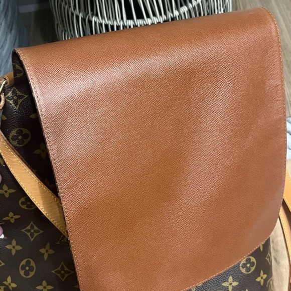 Louis Vuitton Salsa Flap long strap shoulder bag for sale. - Picture 3 of 7